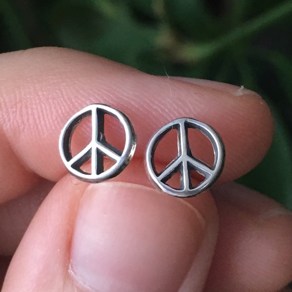 Hand Crafted Jewelry - sterling silver peace sign stud earrings
